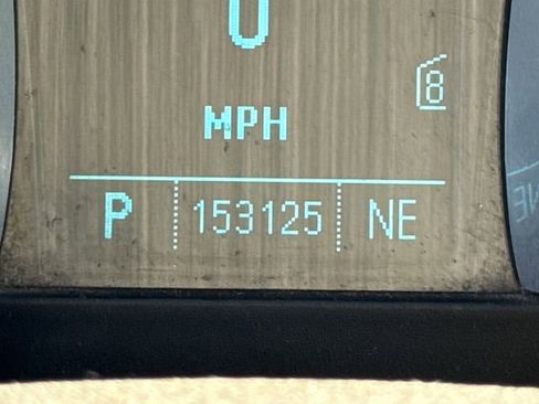 Used 2010 Chevrolet Equinox LT AWD/4WD image 25
