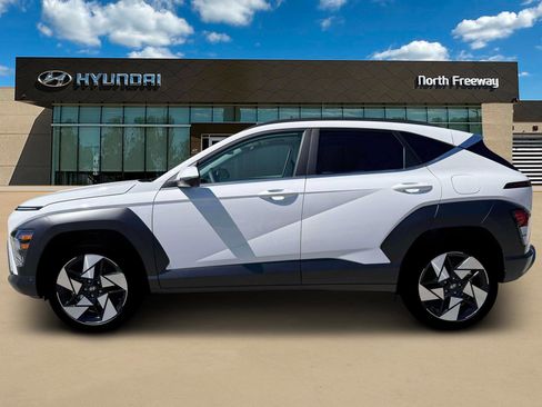 New 2026 Hyundai Kona Limited FWD image 3