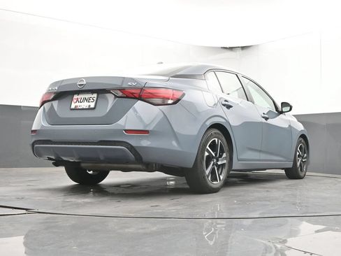 Used 2024 Nissan Sentra SV FWD image 42