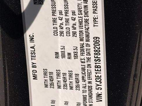 Used 2025 Tesla Model 3 Long Range AWD/4WD image 35