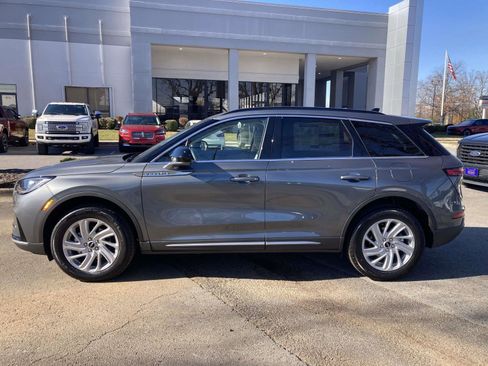 New 2026 Lincoln Corsair Premiere image 8