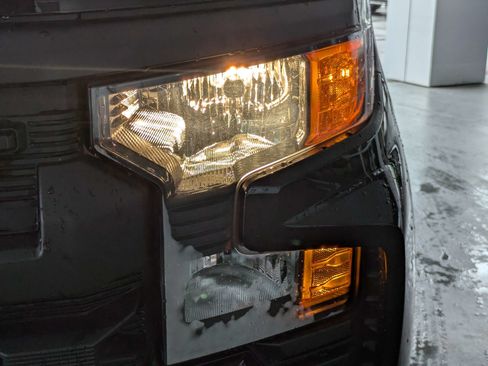 Used 2024 Chevrolet Silverado 1500 Custom AWD/4WD image 29