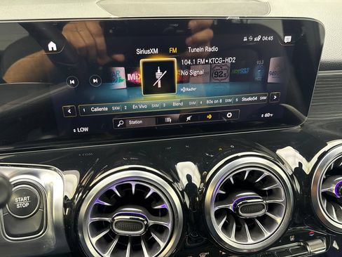 Used 2023 Mercedes-Benz EQB 300 4MATIC w/ Exclusive Package image 60