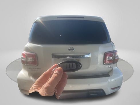 Used 2019 Nissan Armada SL w/ Premium Package image 9