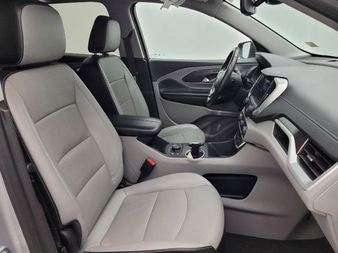 Used 2022 GMC Terrain SLT w/ LPO, Floor Liner Package image 21