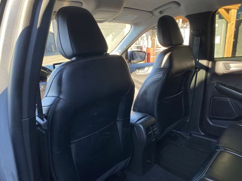 Used 2024 Ford Escape Platinum AWD/4WD image 16