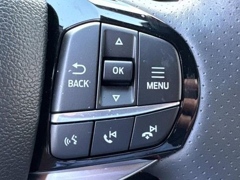 Used 2025 Ford Explorer ST image 31