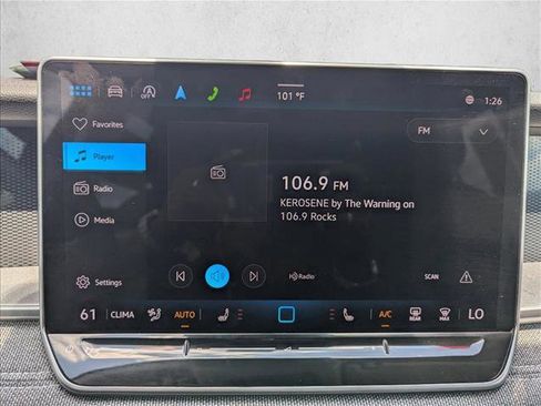 Certified 2025 Volkswagen Tiguan S FWD image 17
