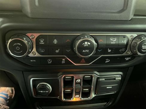 Used 2021 Jeep Wrangler Unlimited Sport image 20