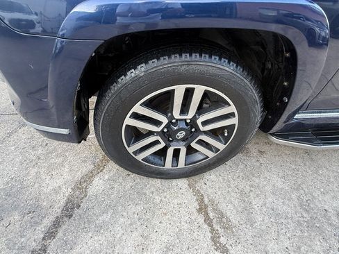 Used 2018 Toyota 4Runner Limited RWD image 10