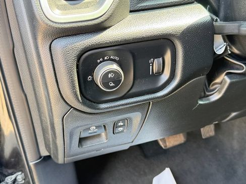 Used 2022 RAM 1500 Big Horn AWD/4WD image 19