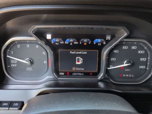 Used 2020 GMC Sierra 1500 AT4 w/ Off-Road Performance Package AWD/4WD image 34