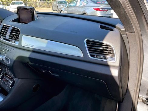 Used 2016 Audi Q3 2.0T Premium Plus image 18