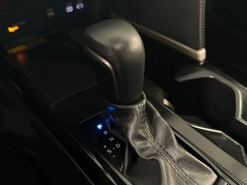 Used 2025 Toyota Camry SE FWD image 25