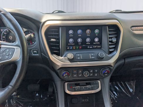 Used 2020 GMC Acadia Denali w/ Technology Package AWD/4WD image 18