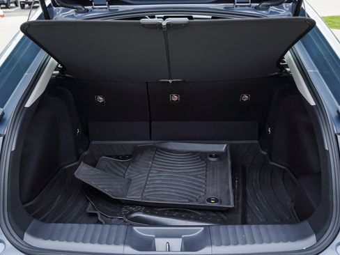 Certified 2025 Toyota Prius LE AWD/4WD image 14