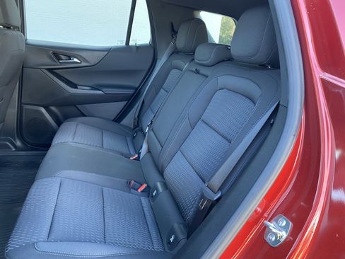 Used 2026 Chevrolet Equinox LT image 37