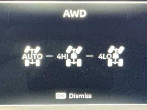 Used 2025 Nissan Armada Platinum Reserve image 4