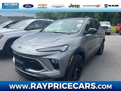 Certified 2024 Buick Encore GX Sport Touring w/ Comfort Package AWD/4WD image 1