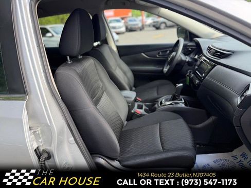Used 2019 Nissan Rogue S AWD/4WD image 21