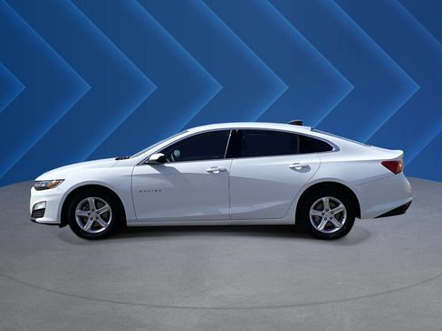 Used 2025 Chevrolet Malibu LS FWD image 6