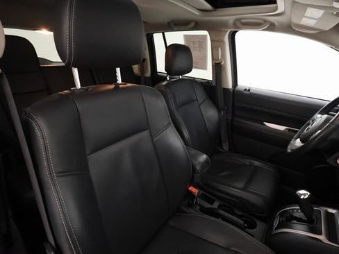 Used 2016 Jeep Compass High Altitude image 20