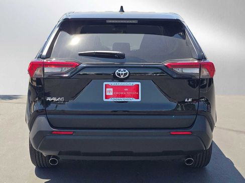 Used 2025 Toyota RAV4 LE FWD image 4