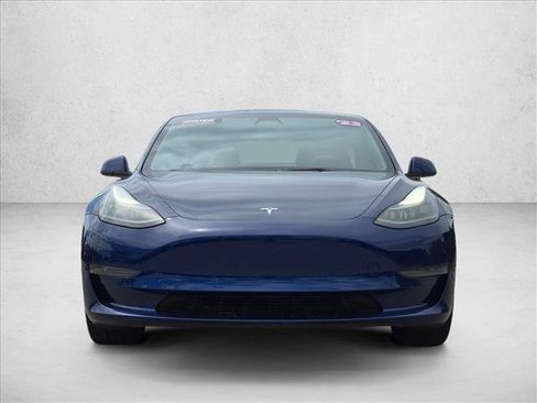 Used 2023 Tesla Model 3 Standard Range RWD image 2