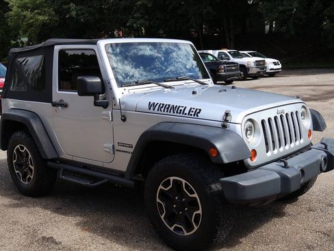 Used 2012 Jeep Wrangler Sport AWD/4WD image 1