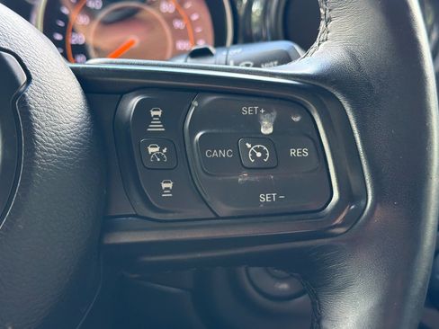 Used 2020 Jeep Wrangler Unlimited Sport AWD/4WD image 30