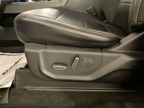 Used 2019 Ford F150 Raptor w/ Equipment Group 801A Mid image 25