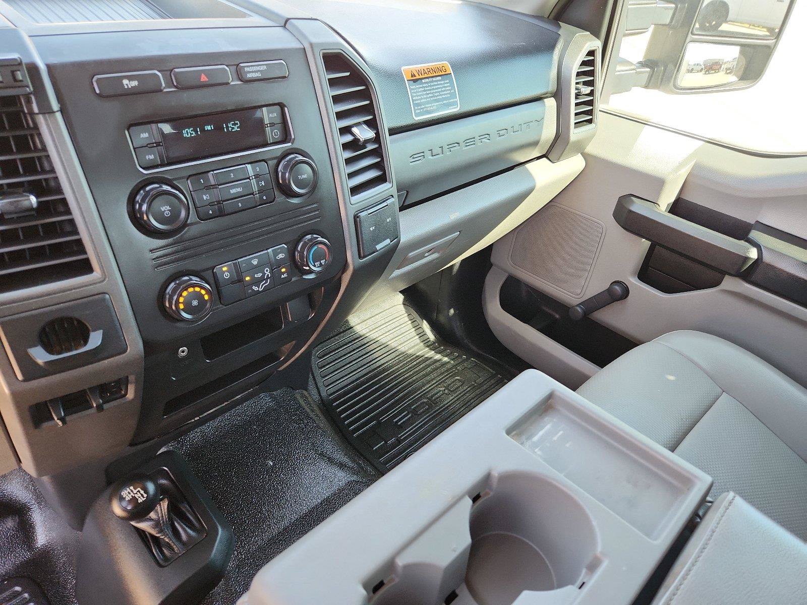 Used 2017 Ford F350 XL w/ Snow Plow Prep Package AWD/4WD image 23