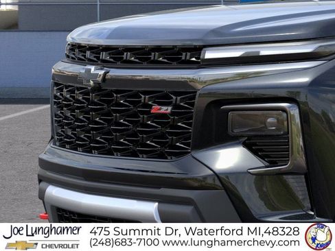 New 2026 Chevrolet Traverse Z71 w/ Driver Confidence Package AWD/4WD image 15
