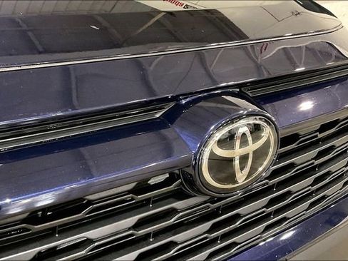 Used 2023 Toyota RAV4 XLE w/ Convenience Package image 28