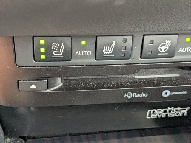 Used 2021 Lexus ES 300h Ultra Luxury w/ Accessory Package 2 FWD image 23