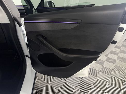 Used 2026 Tesla Model Y 2WD image 26