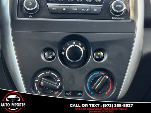 Used 2017 Nissan Versa SV image 28