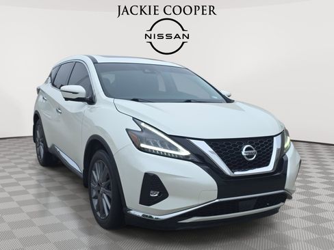 Used 2021 Nissan Murano SV w/ SV Special Edition Package FWD image 3