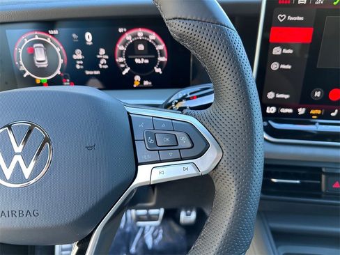 New 2026 Volkswagen Tiguan SE R-Line image 15