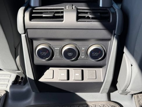Certified 2024 Land Rover Defender 110 X-Dynamic SE AWD/4WD image 35