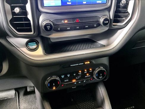 Certified 2024 Ford Bronco Sport Outer Banks w/ Tech Package AWD/4WD image 24