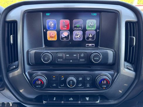 Used 2018 Chevrolet Silverado 2500 LT w/ LT Convenience Package AWD/4WD image 21