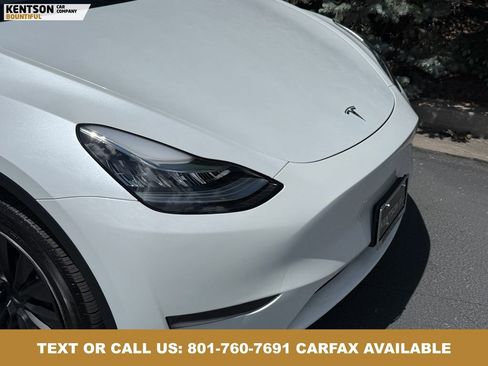 Used 2023 Tesla Model Y Long Range AWD/4WD image 14