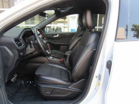 Used 2023 Ford Escape ST-Line Select image 14