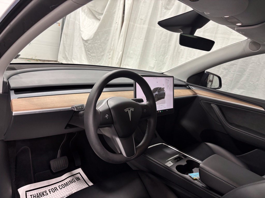 Used 2024 Tesla Model Y Long Range AWD/4WD image 15