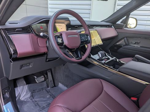 New 2026 Land Rover Range Rover Sport Dynamic SE AWD/4WD image 15