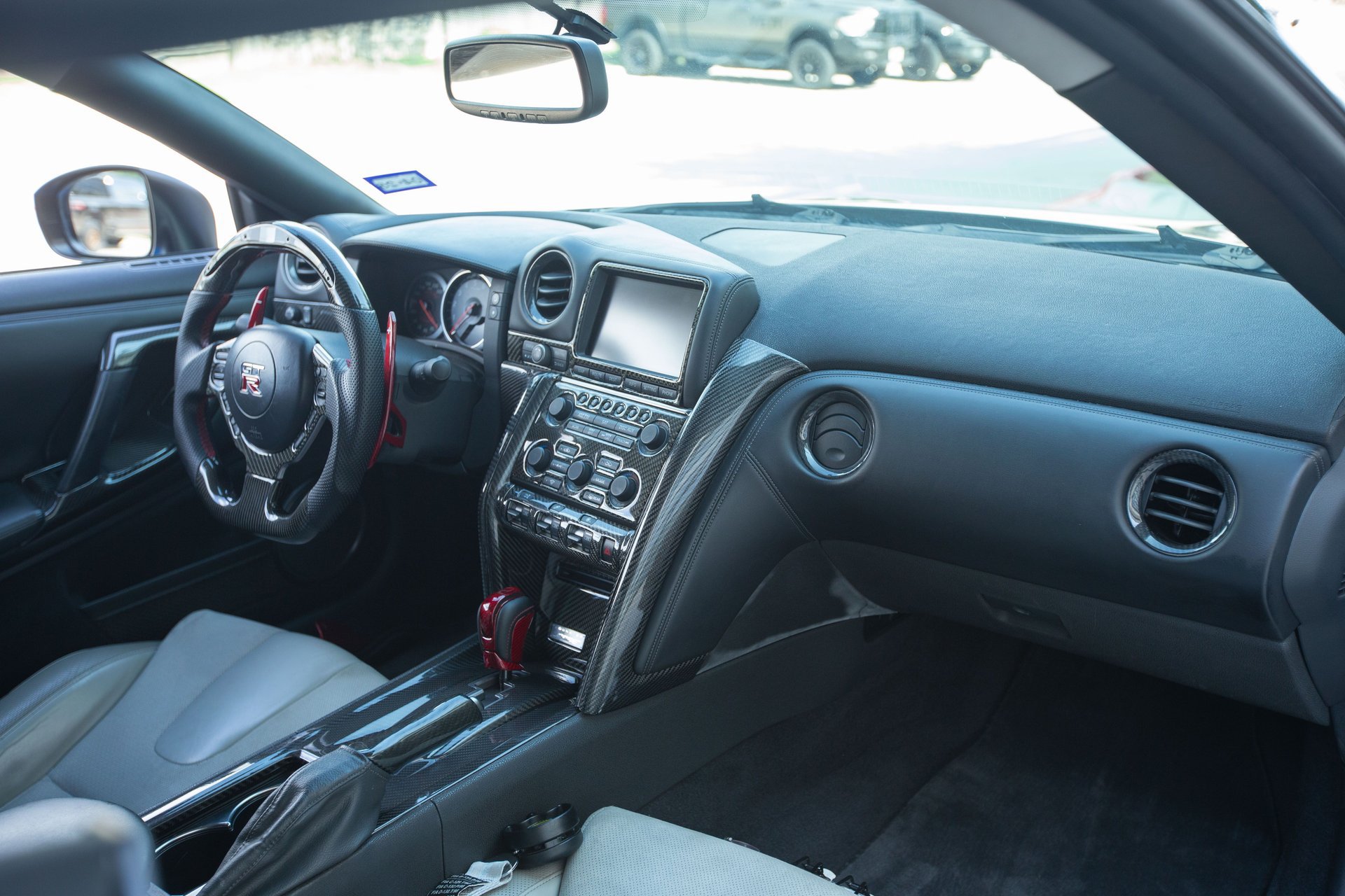 Used 2009 Nissan GT-R Premium AWD/4WD image 34