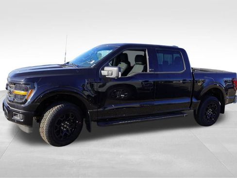 New 2025 Ford F150 XLT w/ Equipment Group 302A MID image 6