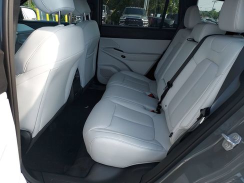 New 2026 Jeep Cherokee Limited AWD/4WD image 14