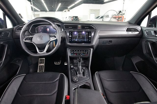 Used 2022 Volkswagen Tiguan SEL R-Line AWD/4WD image 14